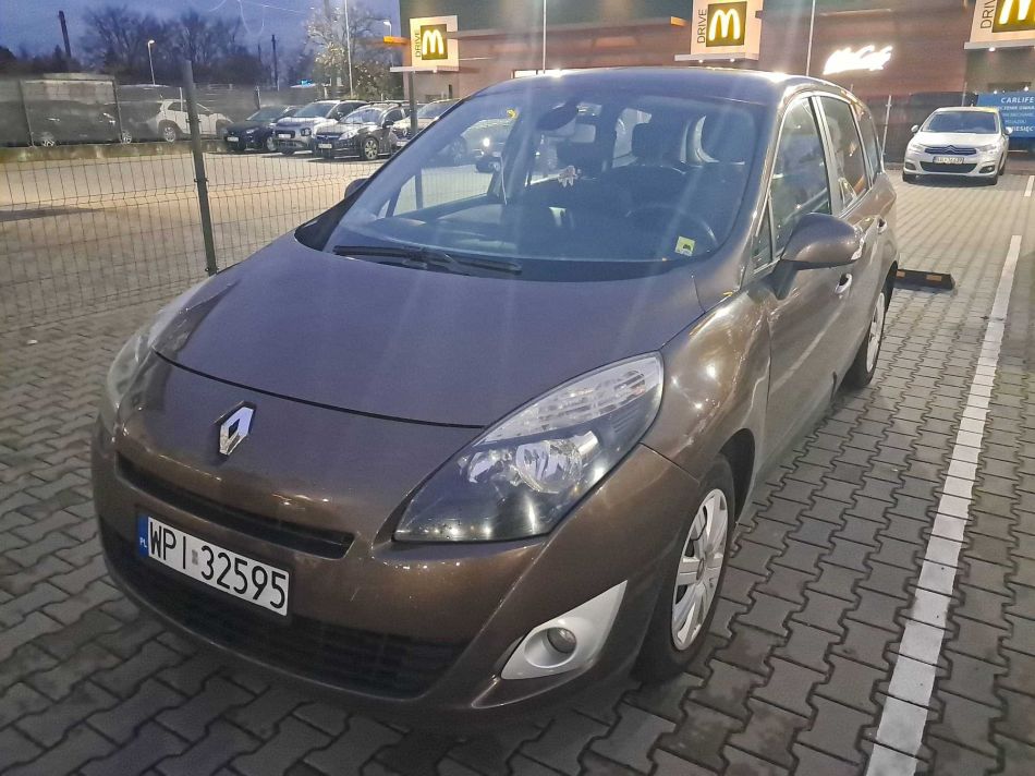Renault Grand Scenic - 2009