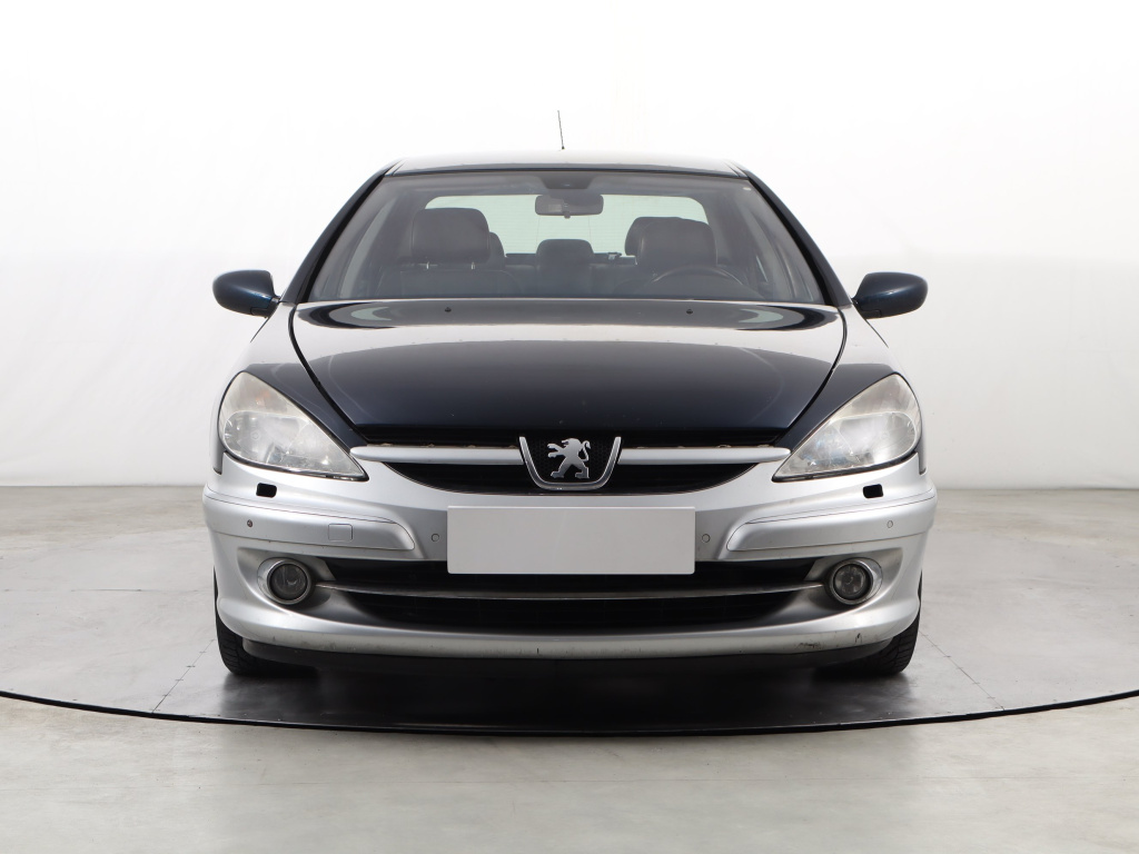 Peugeot 607