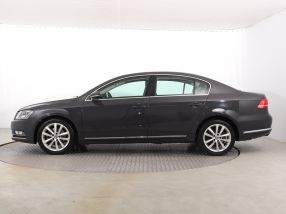 Volkswagen Passat - 2013