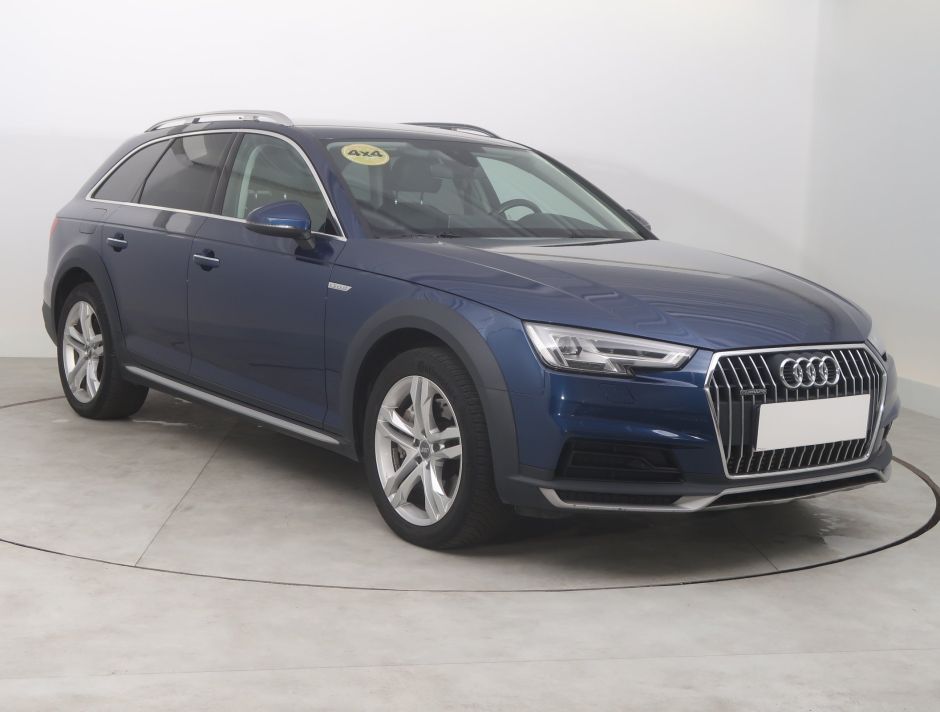 Audi Allroad A4 - 2016