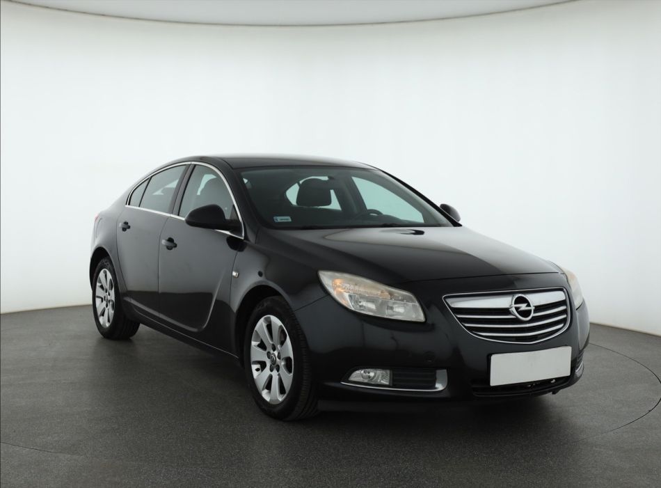 Opel Insignia - 2011
