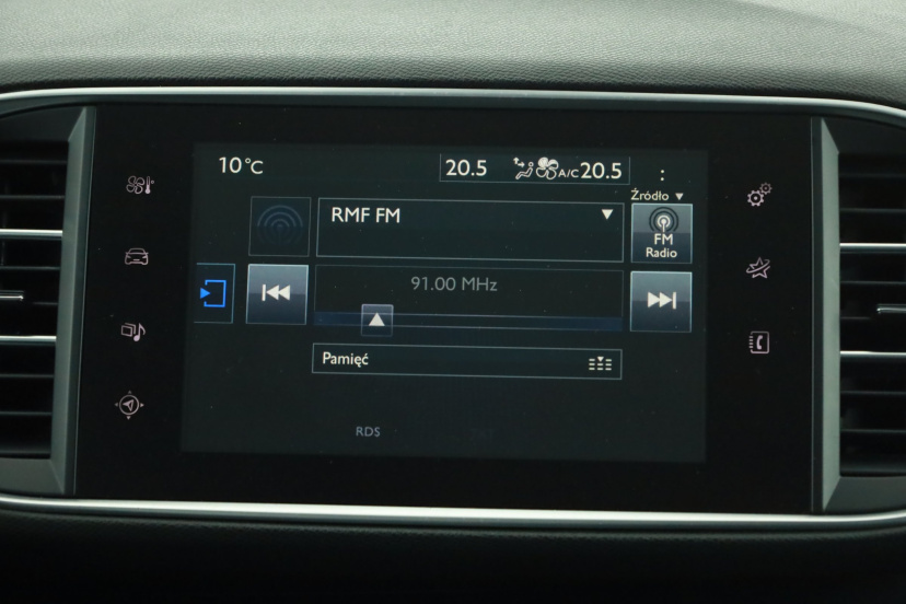 Peugeot 308, 2015