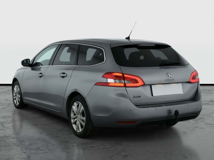 Peugeot 308, 2015