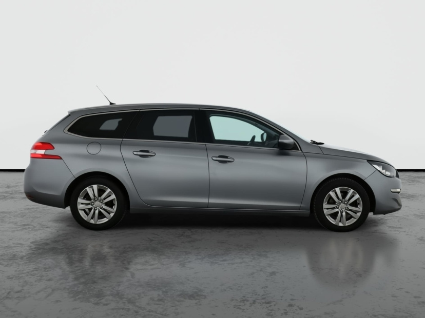 Peugeot 308, 2015