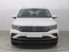 Volkswagen Tiguan - 2021