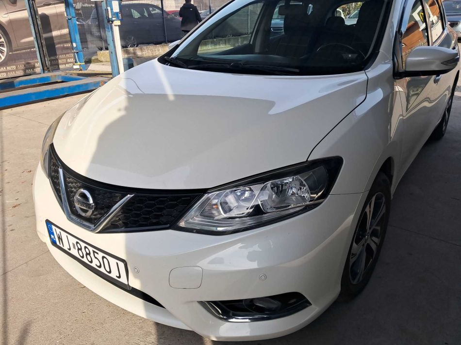 Nissan Pulsar - 2015