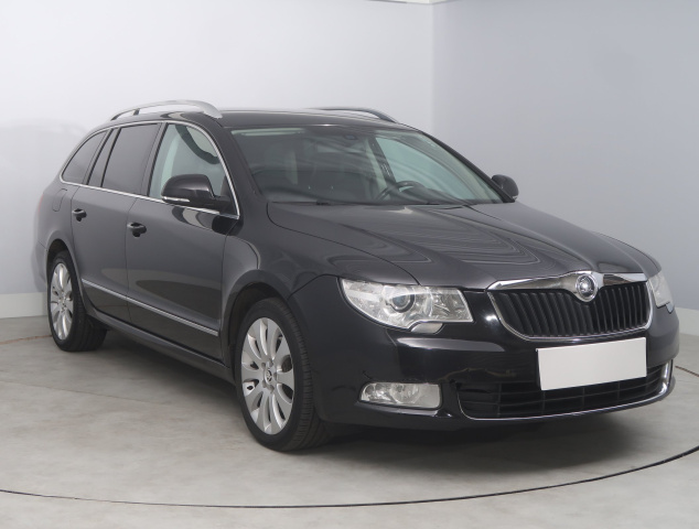 Skoda Superb, 2012