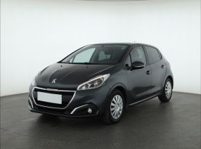 Peugeot 208 - 2015