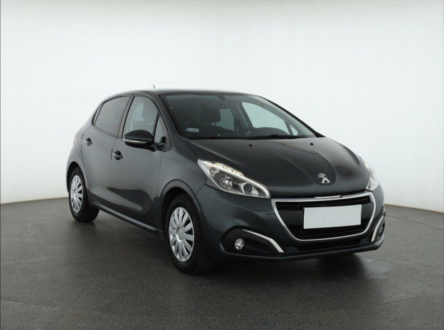 Peugeot 208 2015