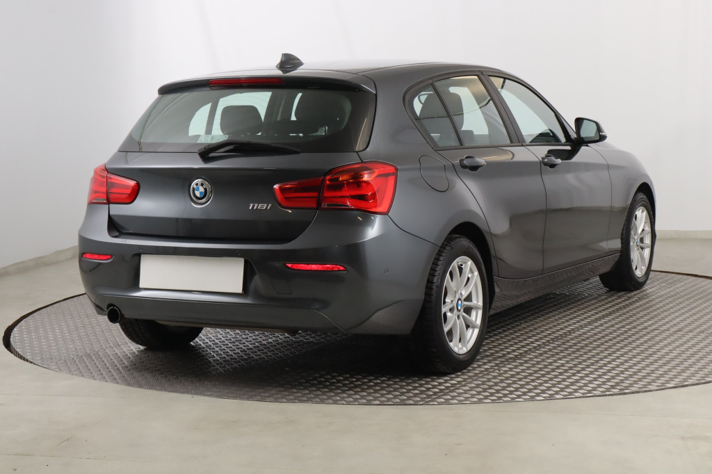 BMW 1