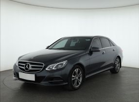 Mercedes-Benz E - 2016