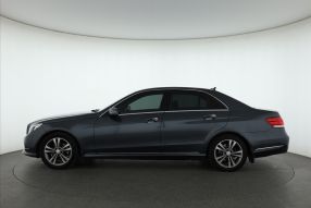 Mercedes-Benz E - 2016