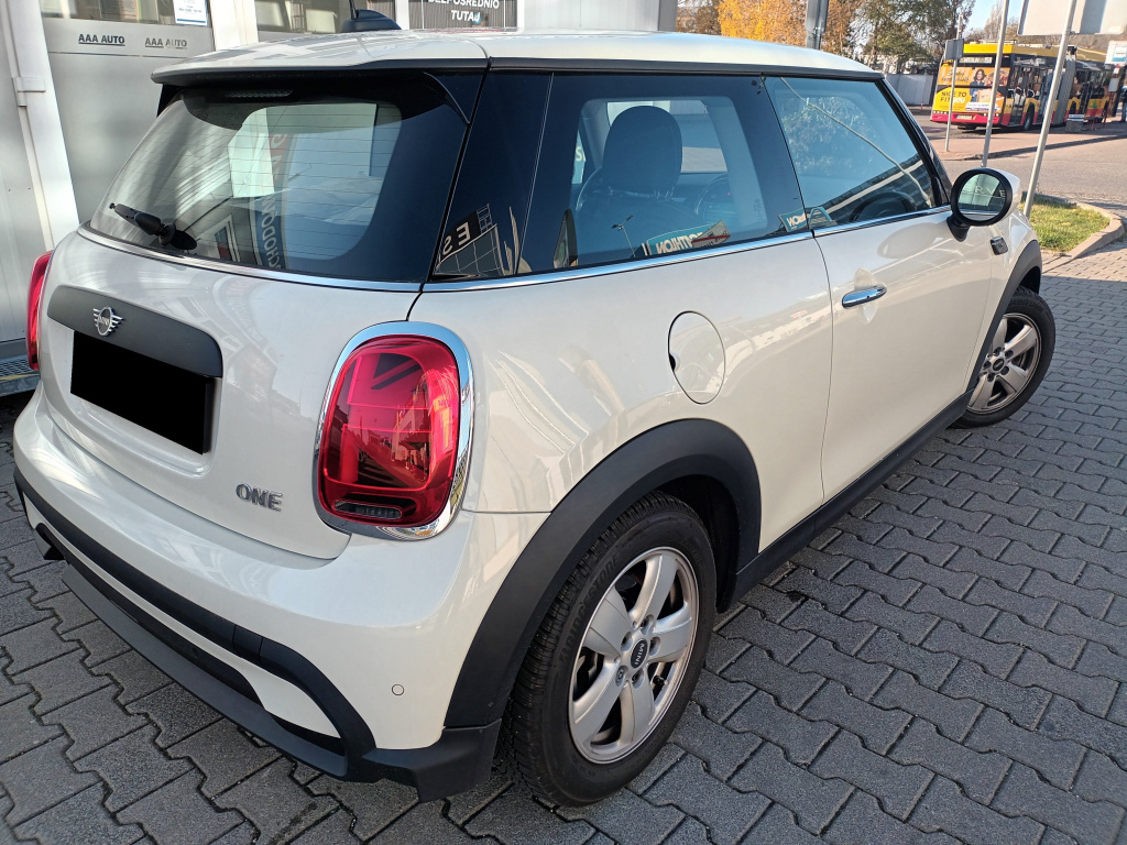 MINI 3-door