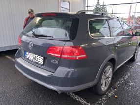 Volkswagen Passat - 2012