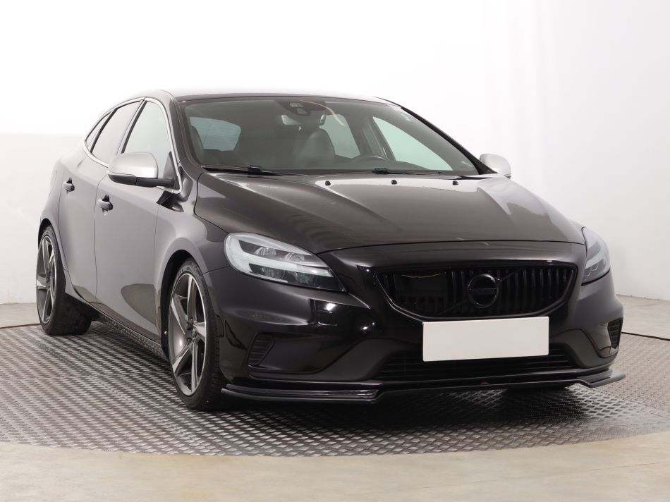 Volvo V40 - 2018
