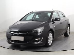 Opel Astra - 2015