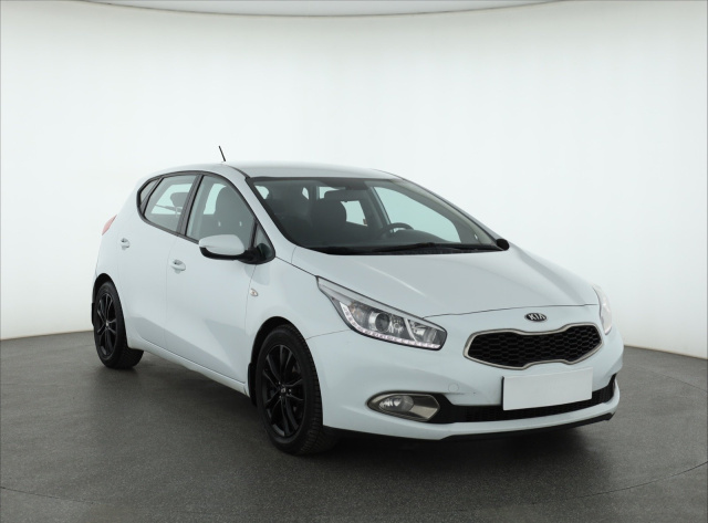 Kia Ceed, 2015
