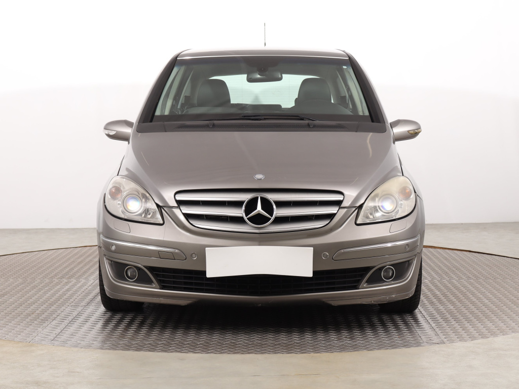 Mercedes-Benz B