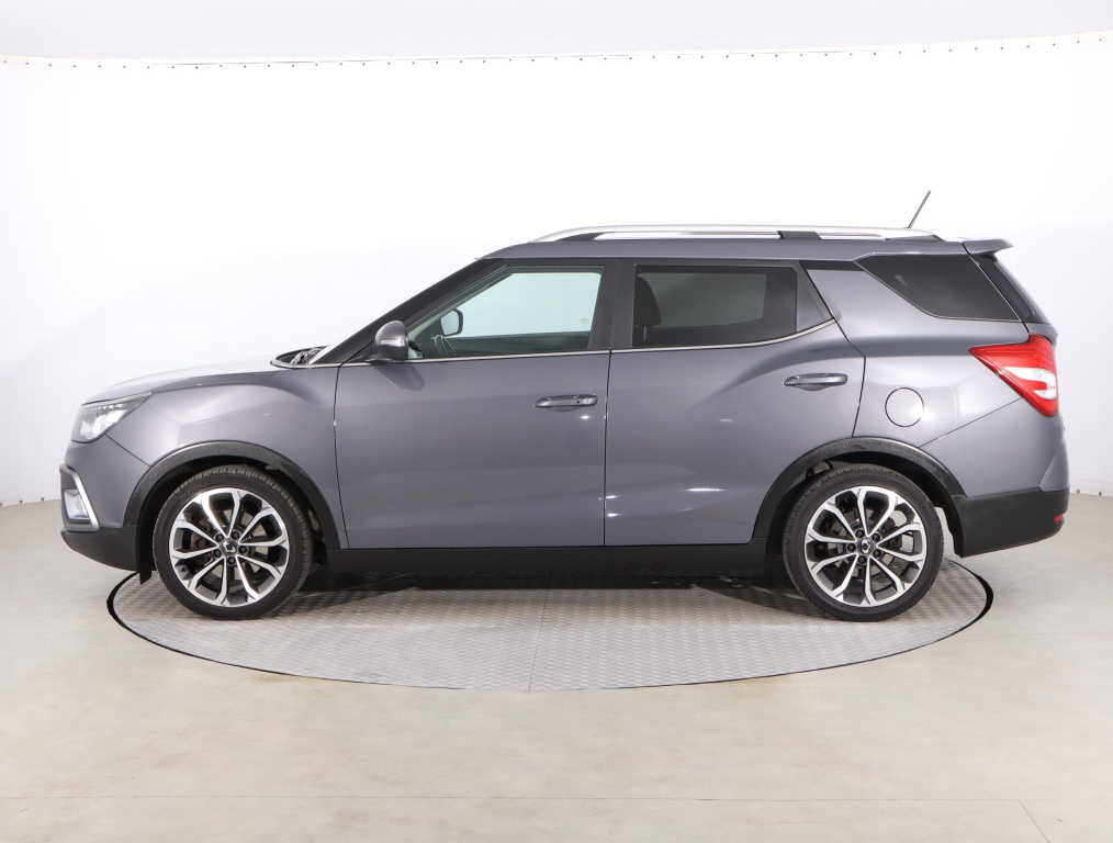 Ssang Yong XLV