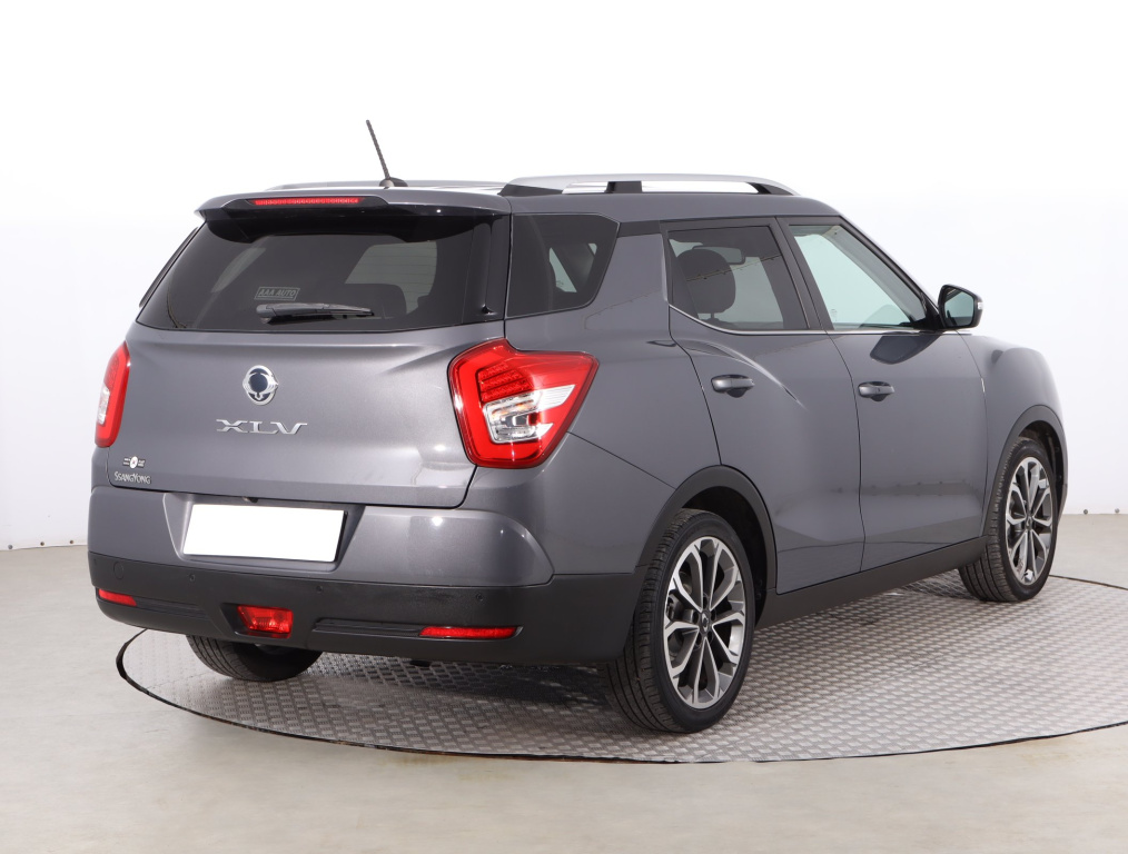 Ssang Yong XLV