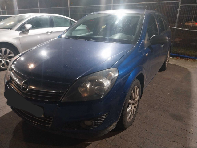 Opel Astra 2012