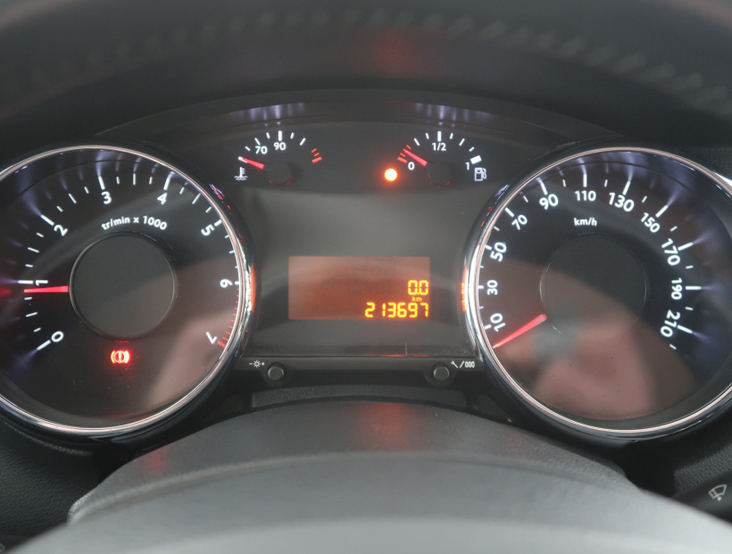 Peugeot 5008, 2010