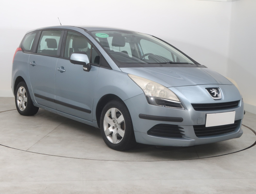 Peugeot 5008, 2010