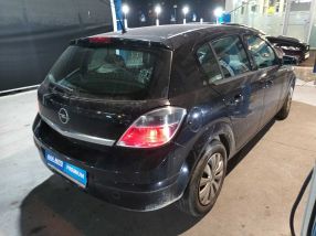 Opel Astra - 2009
