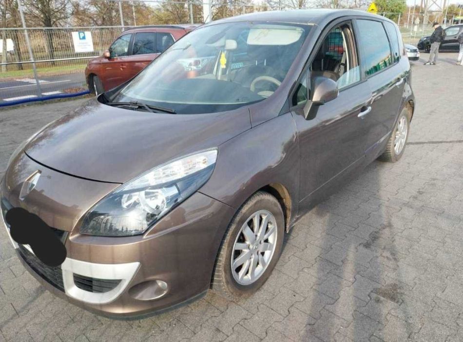 Renault Scenic - 2010