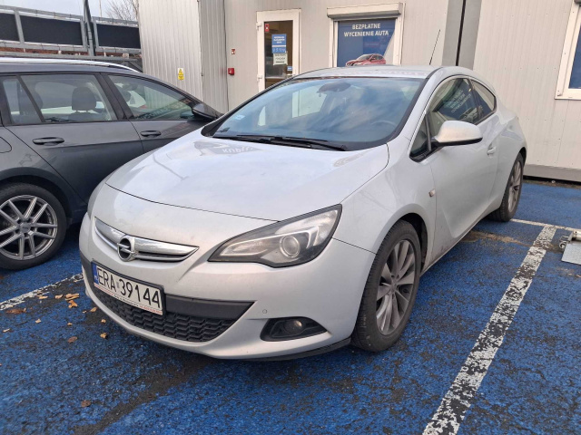 Opel Astra 2012