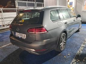 Volkswagen Golf - 2017