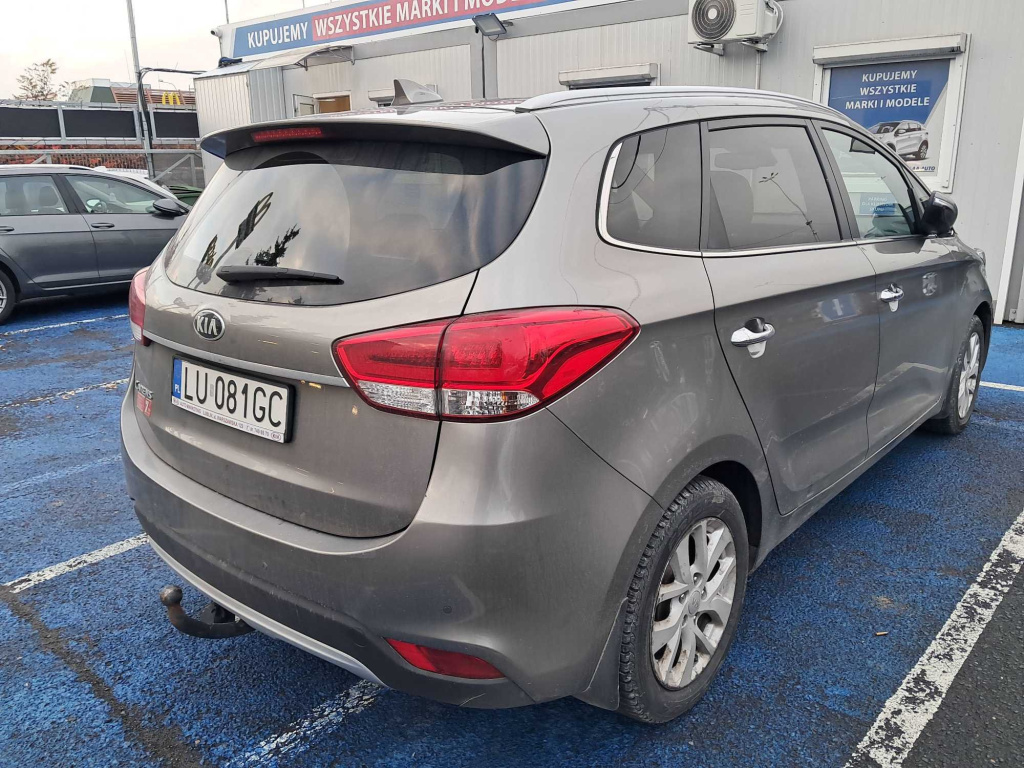 Kia Carens