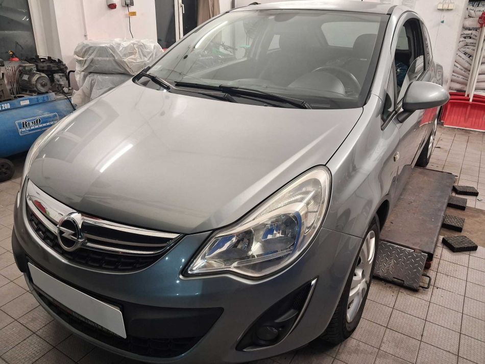 Opel Corsa - 2011