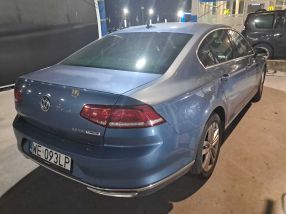 Volkswagen Passat - 2015