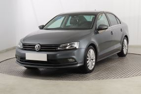 Volkswagen Jetta - 2015