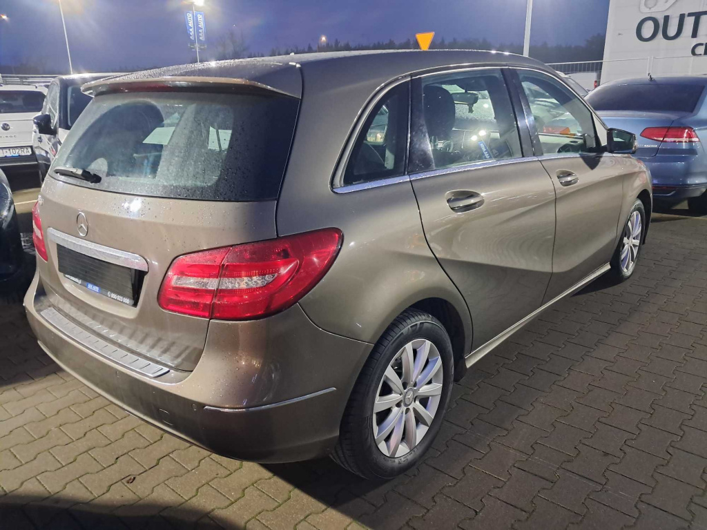 Mercedes-Benz B