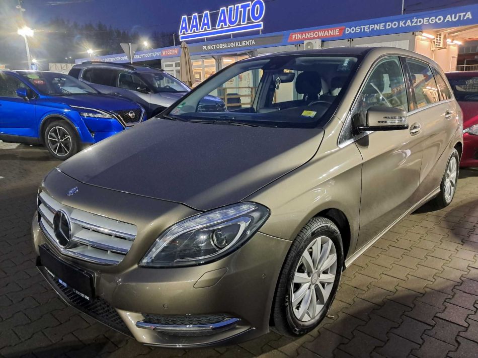 Mercedes-Benz B - 2013