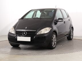 Mercedes-Benz A - 2011