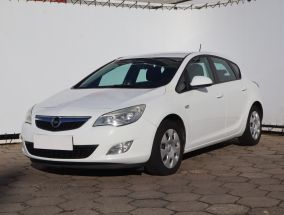 Opel Astra - 2010
