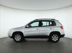 Volkswagen Tiguan - 2011