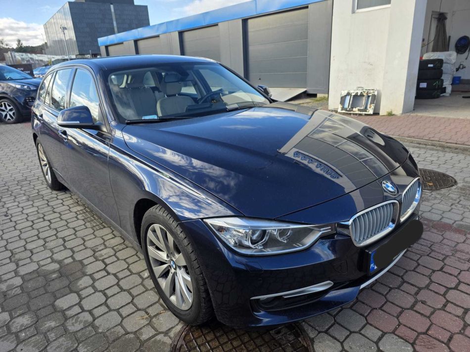 BMW 3 - 2014