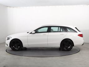Mercedes-Benz C - 2015