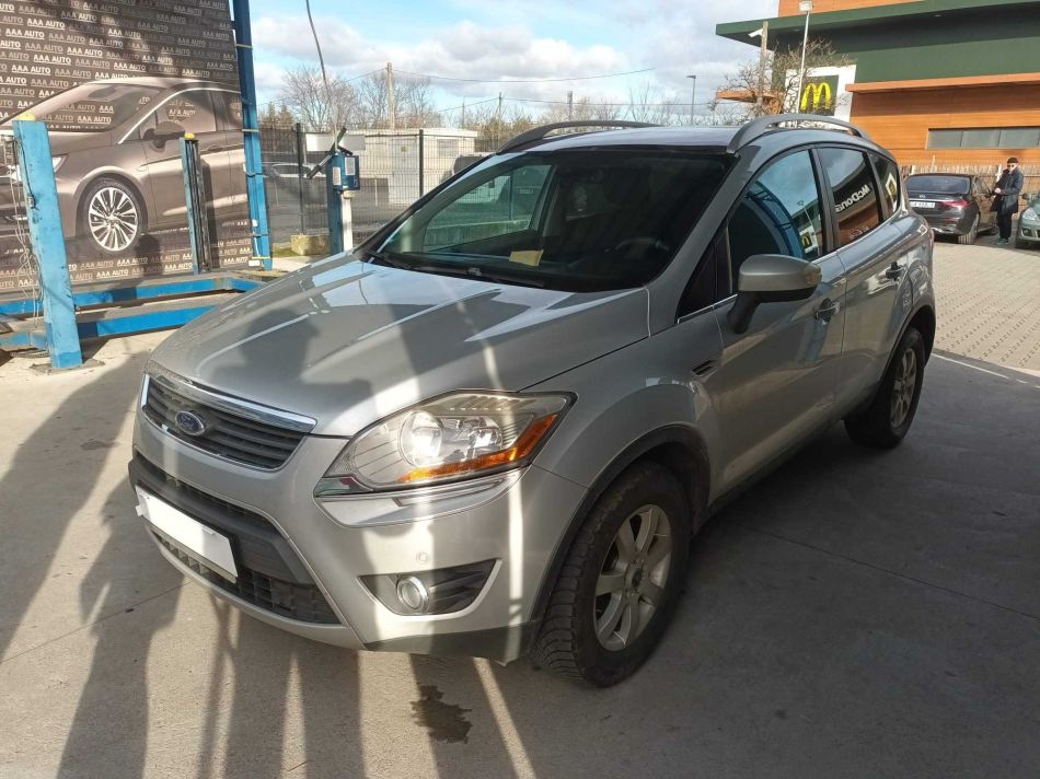 Ford Kuga - 2010
