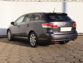 Toyota Avensis - 2011