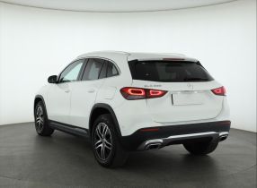 Mercedes-Benz GLA - 2020