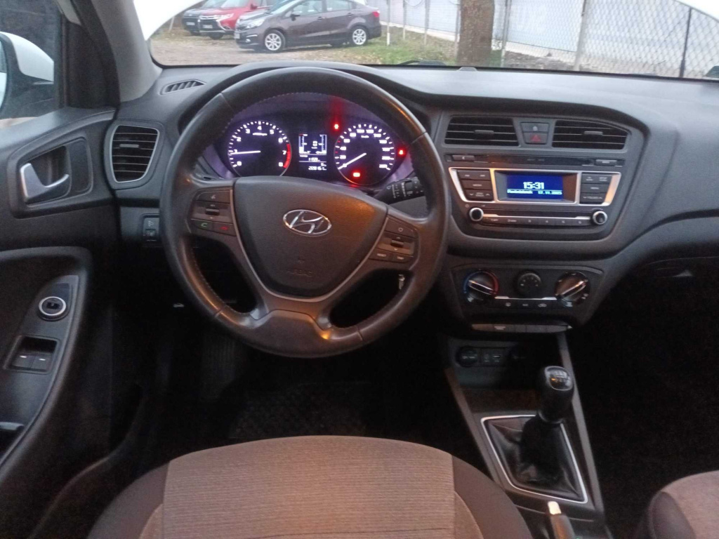 Hyundai i20