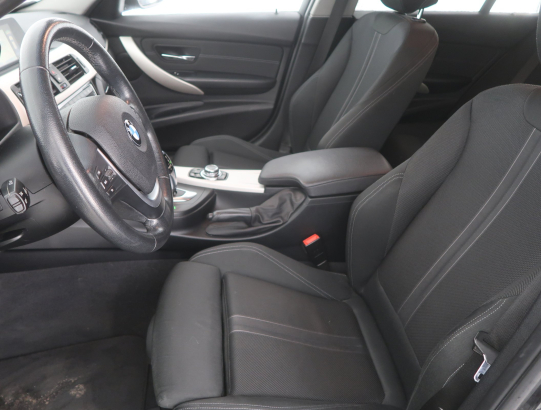 BMW 318 d