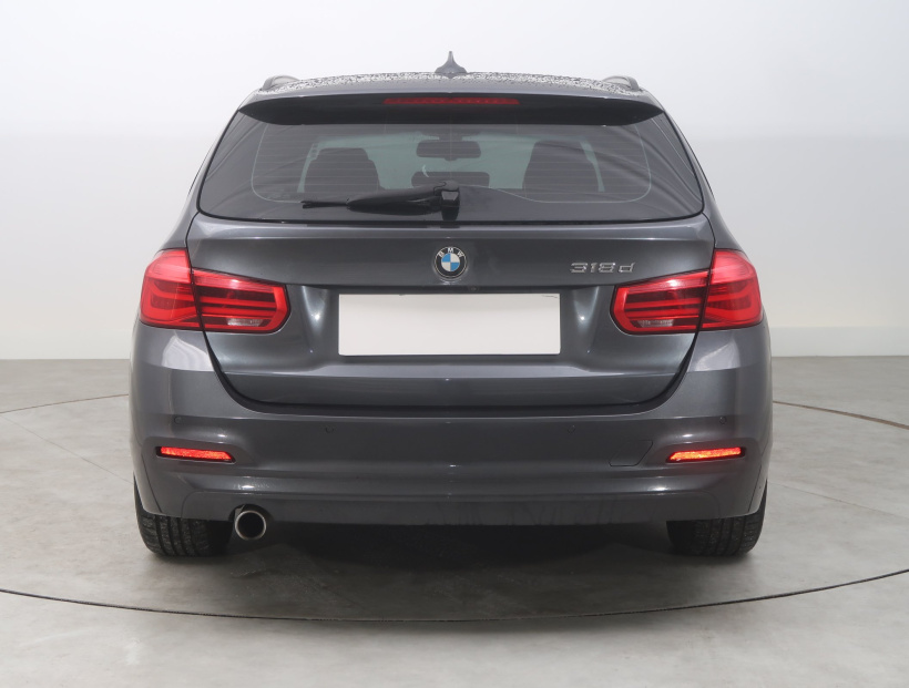 BMW 3, 2016