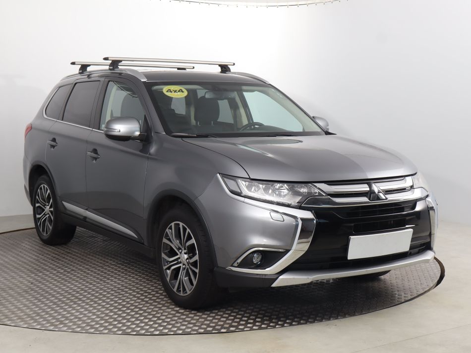 Mitsubishi Outlander - 2017