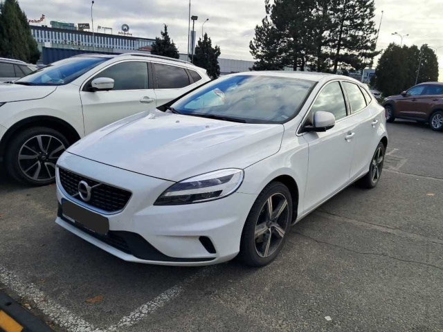 Volvo V40 2019